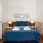 Correeiros Downtown Duplex & Deluxe *
