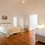Correeiros Downtown Duplex & Deluxe * Лісабон