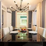 Correeiros Downtown Duplex & Deluxe *