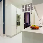 Апартаменти Correeiros Downtown Duplex & Deluxe