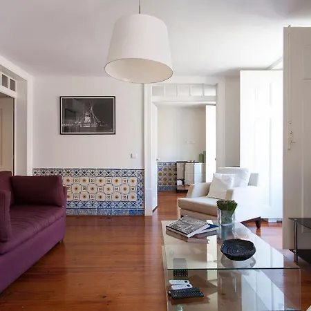 Correeiros Downtown Duplex & Deluxe Apartment *