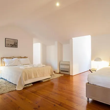 Correeiros Downtown Duplex & Deluxe * Lizbona